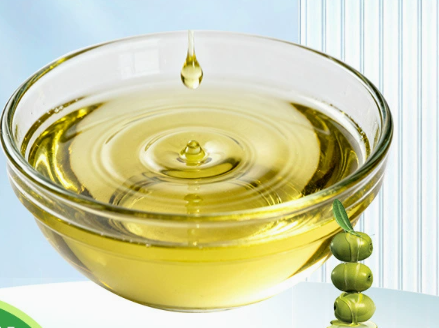 قیمت خوب روغن زیتون Virgin Olea Europaea CAS 8001-25-0 با پرس سرد با درجه خالص آنتی اکسیدان غنی از مواد مراقبت از پوست آنلاین