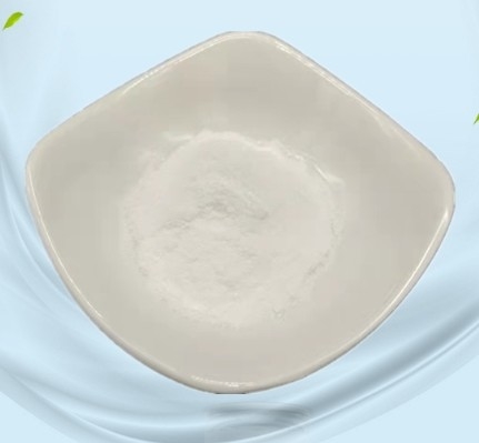 قیمت خوب CAS 121-32-4 داروی طعم دهنده وانیلی طبیعی درجه غذایی اتیل وانیلین آنلاین